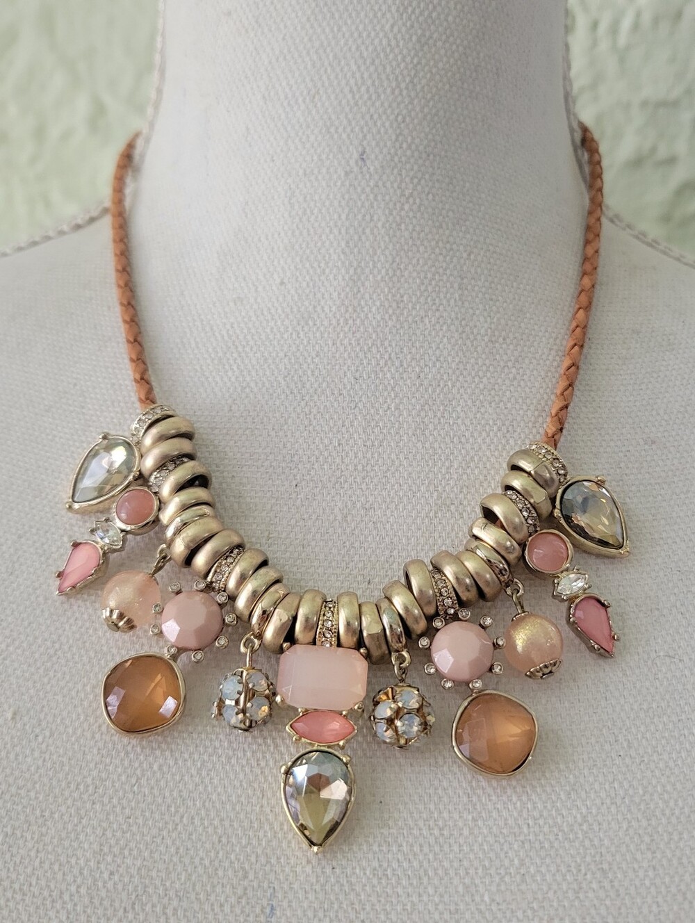 Ann Taylor Loft Dangle Charms Leather Statement Necklace Contemporary Bib Choker - Picture 3 of 9